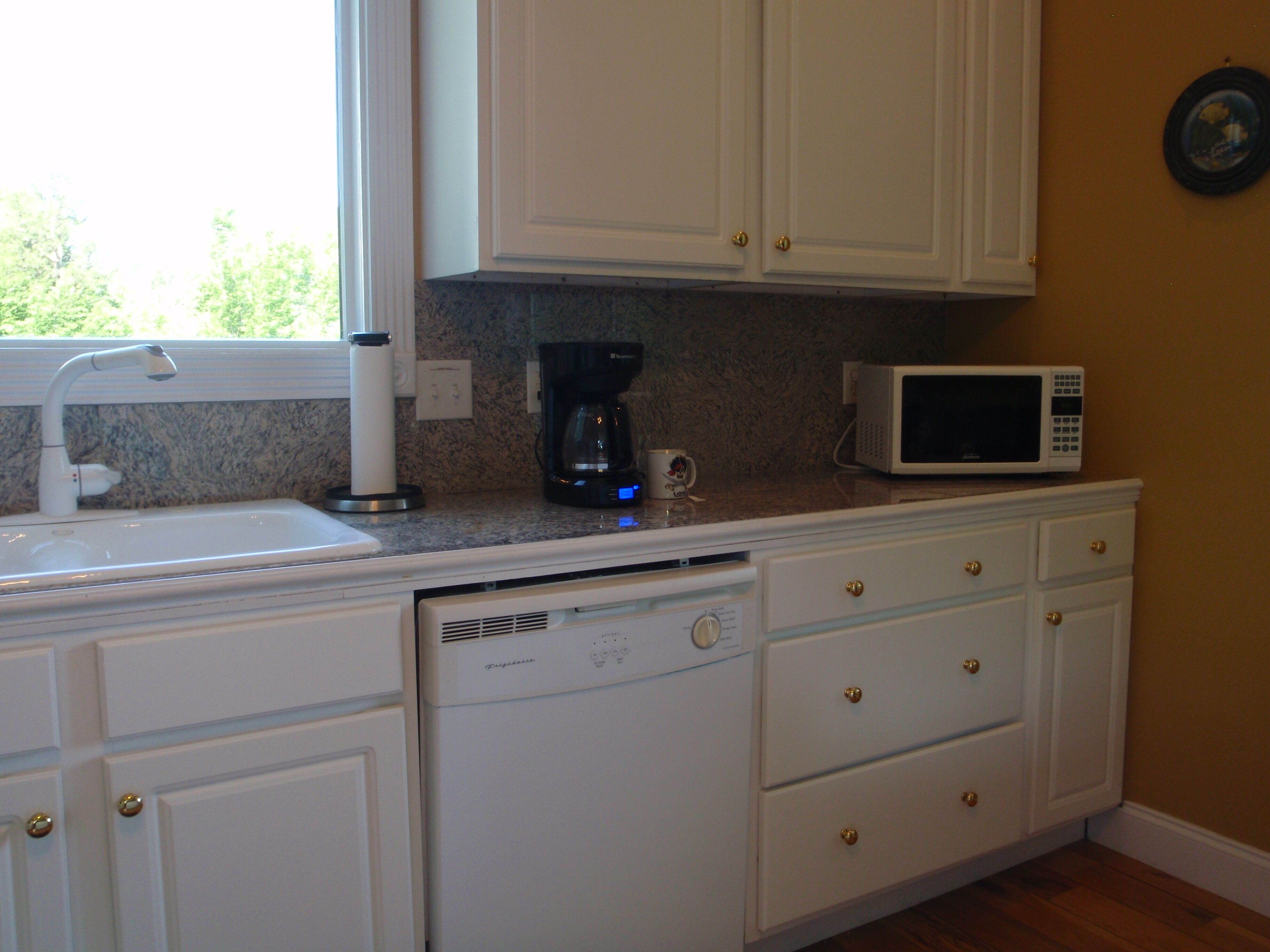 Norris lakefront home with covered boat dock