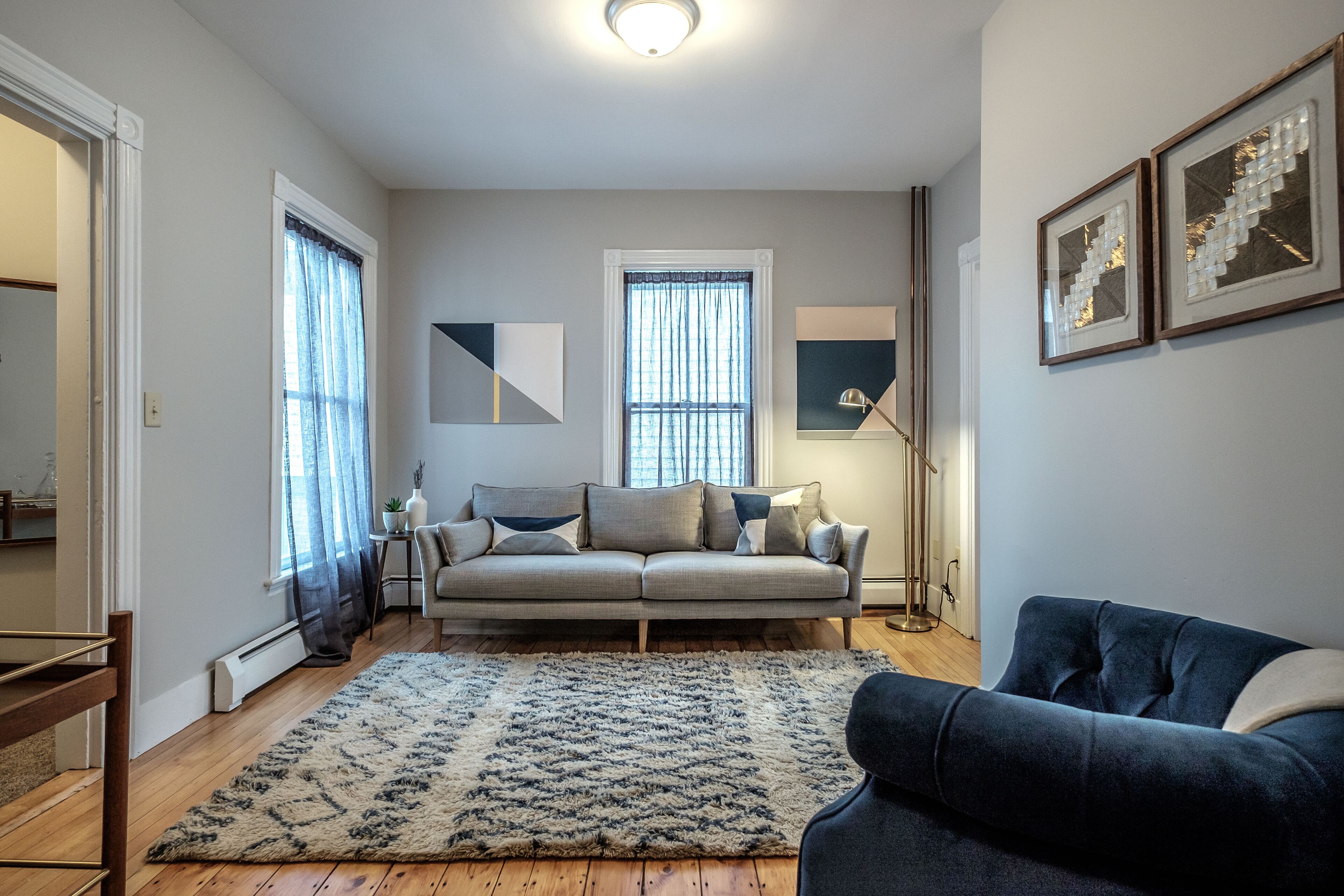 2 Bedroom Apartment Unit In Portland's Historic West End Neighborhood