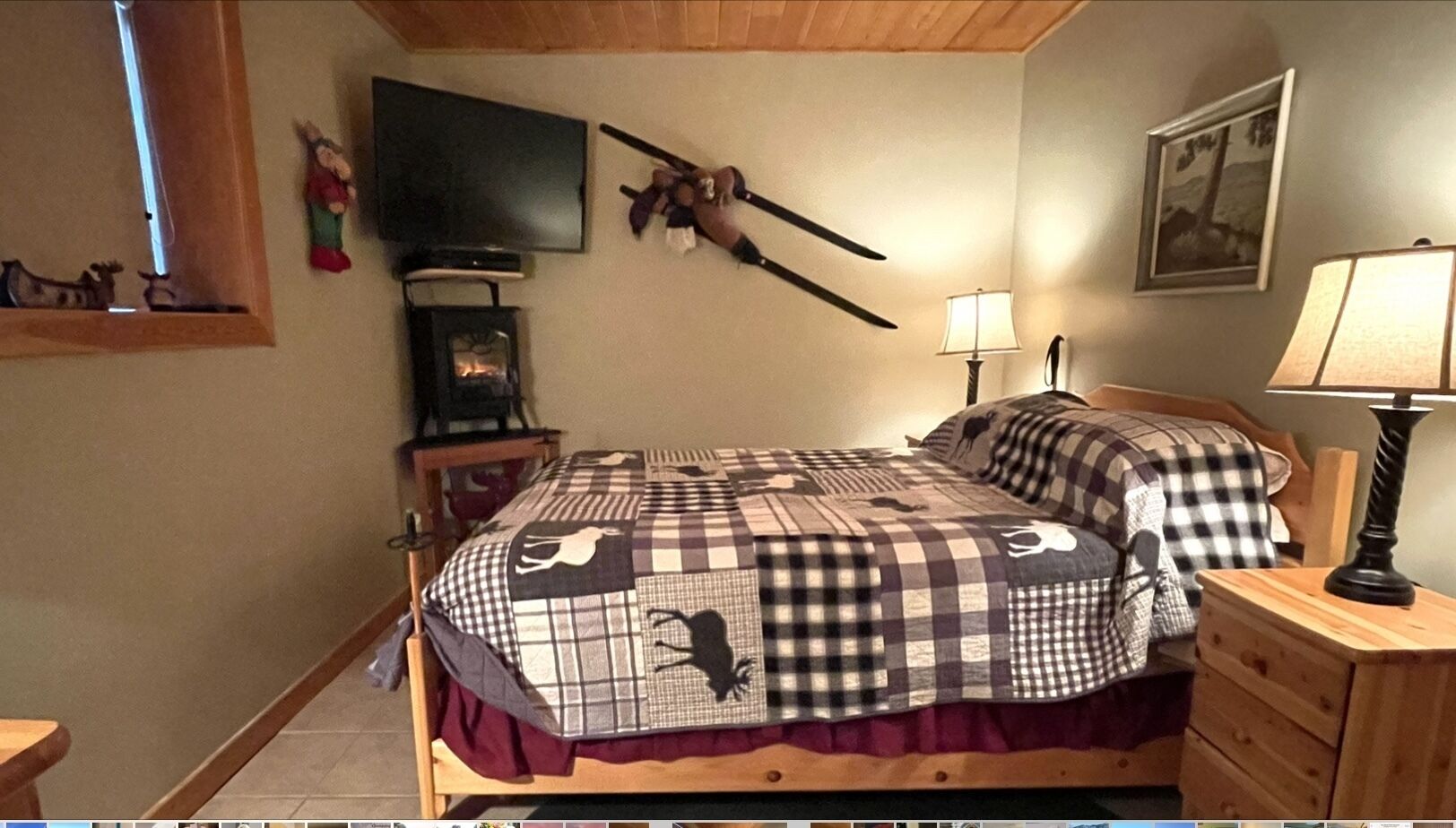 Apex Ski in Ski Out Luxury Winter Retreat with Hot Tub