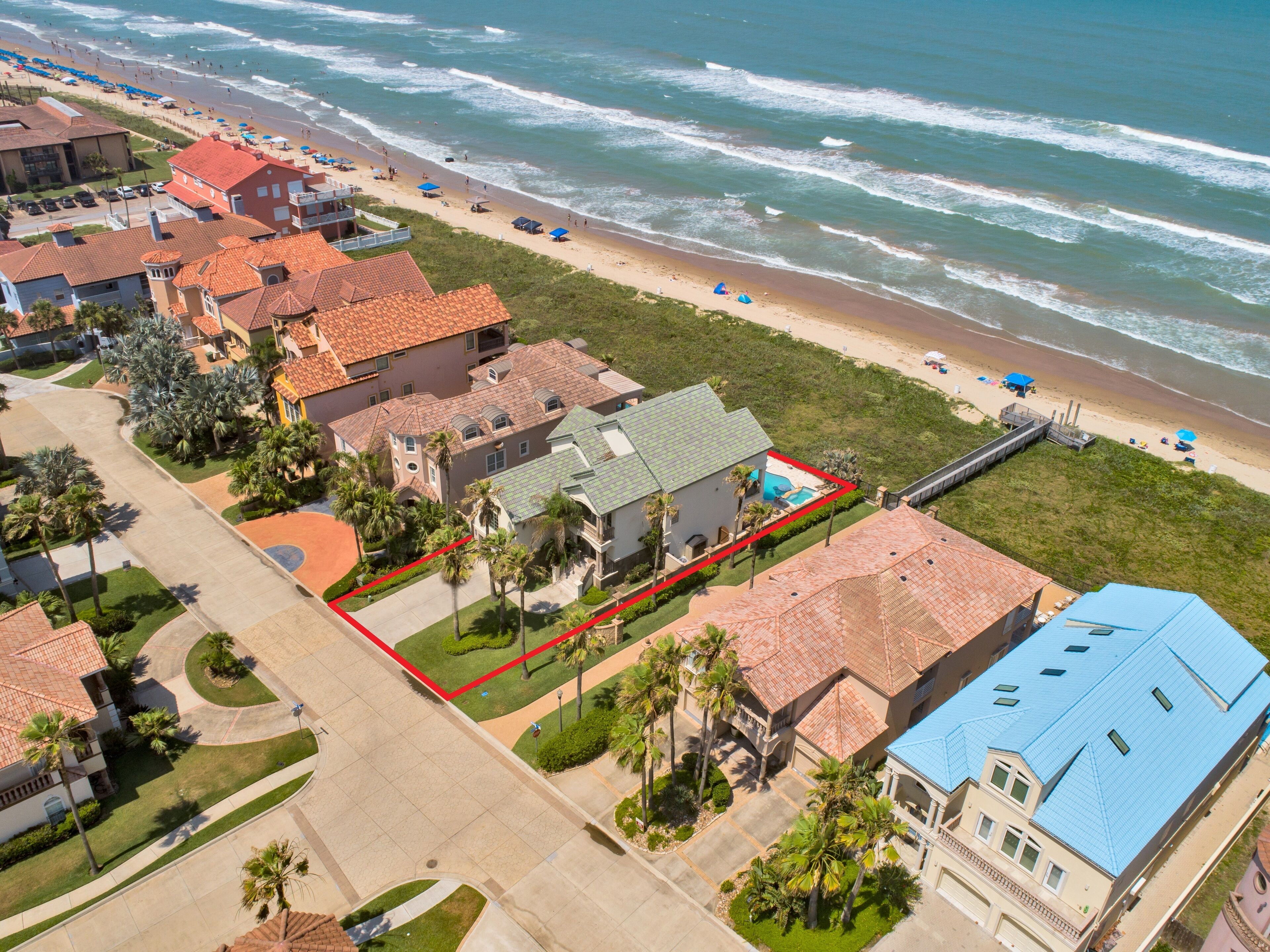 Unique Ocean Front House with Large Private Pool & Hot Tub Overlooking Gulf of Mexico!