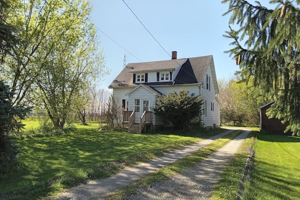 The Farmhouse, a welcoming country home from the 1940s