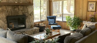 ゴルフコースの楽しい3ベッドルームの家。  ホットタブ9月から6月15日