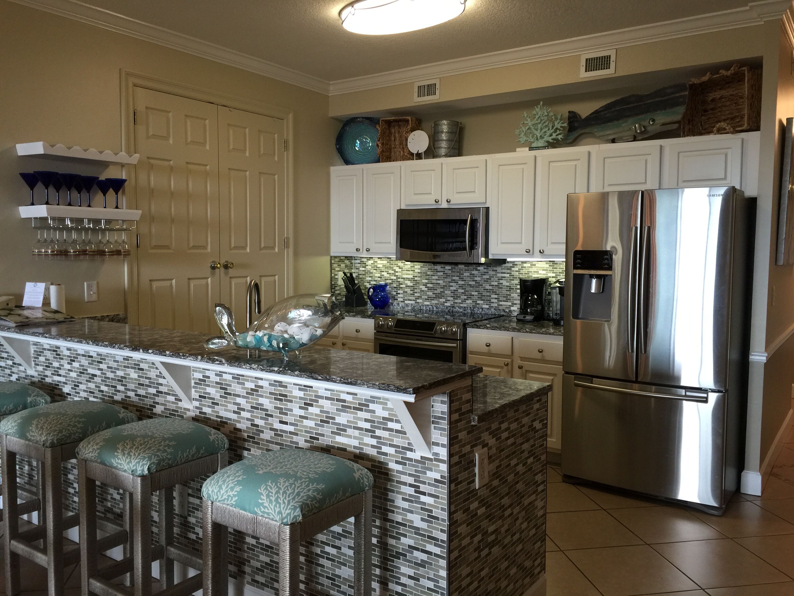 Gulf Front Luxury 4BR/4.5 Ba with HUGE balcony, amazing views