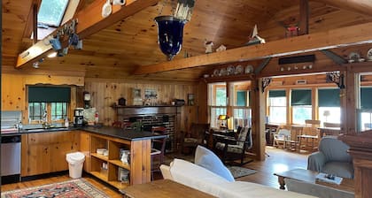 Justo al lado de Cape Cottage. "Propietario especial $ 199 por noche para las fechas restantes de julio"