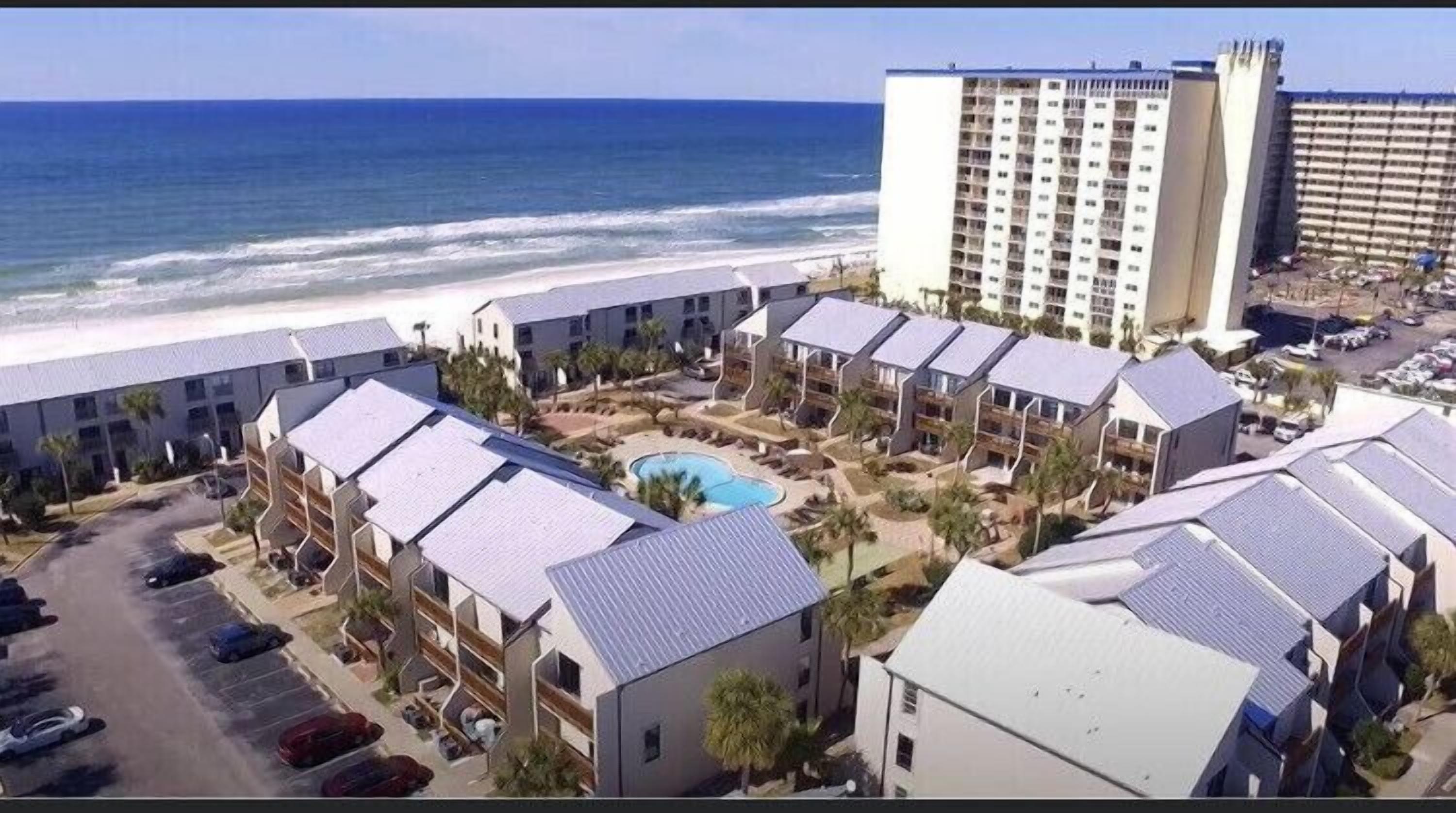 Largo Mar Beach front Family Complex 