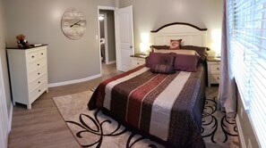4 bedrooms, WiFi, bed sheets