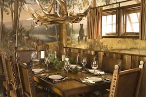 Dining Room / Main Lodge