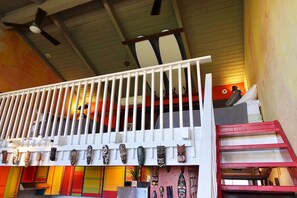 Interior - Artistic Top-Floor Tropical Penthouse – Steps to Maui’s Best Beach (Kihei)