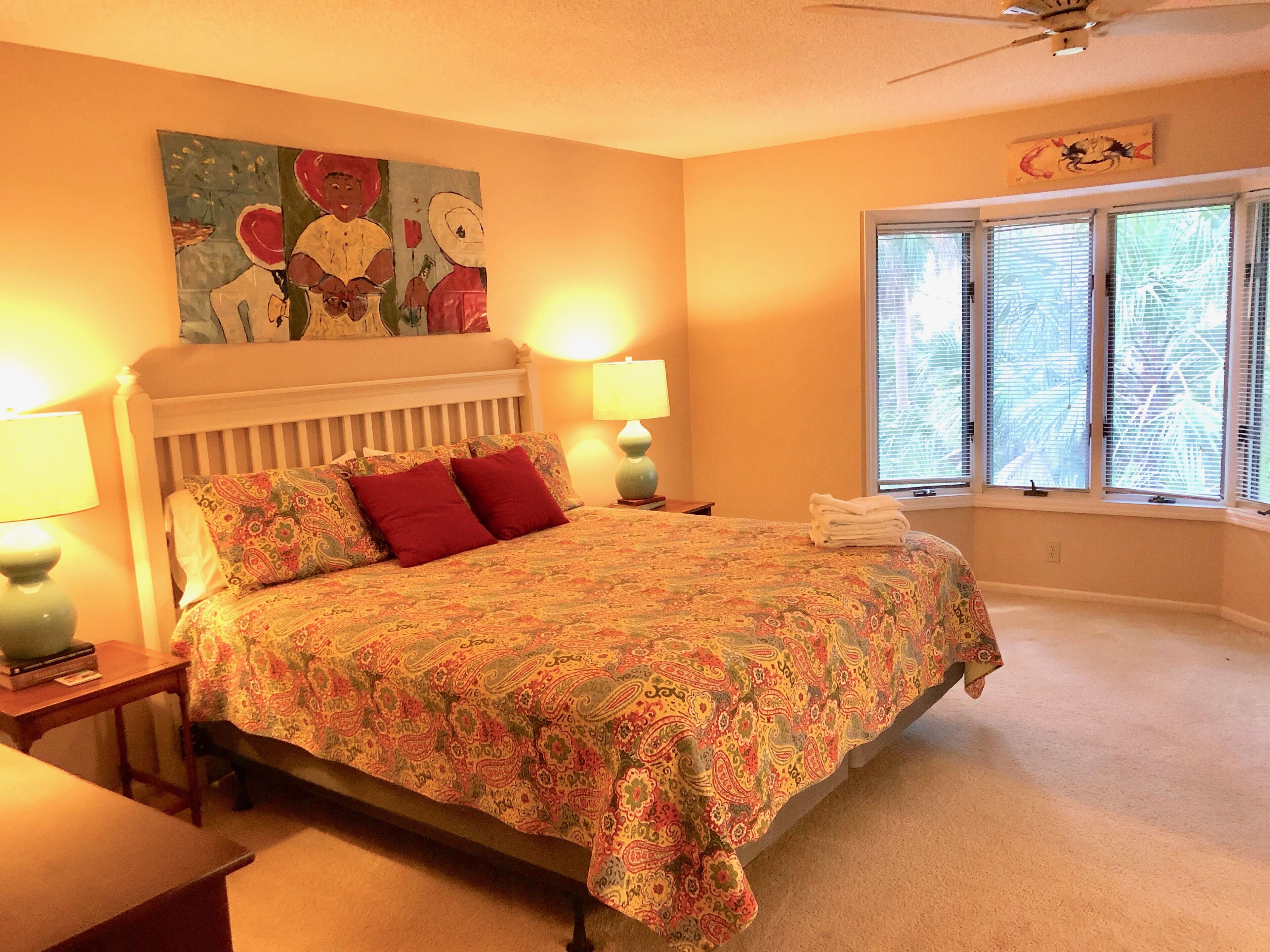 Centrally located, clean and well maintained. Free Golf Cart!