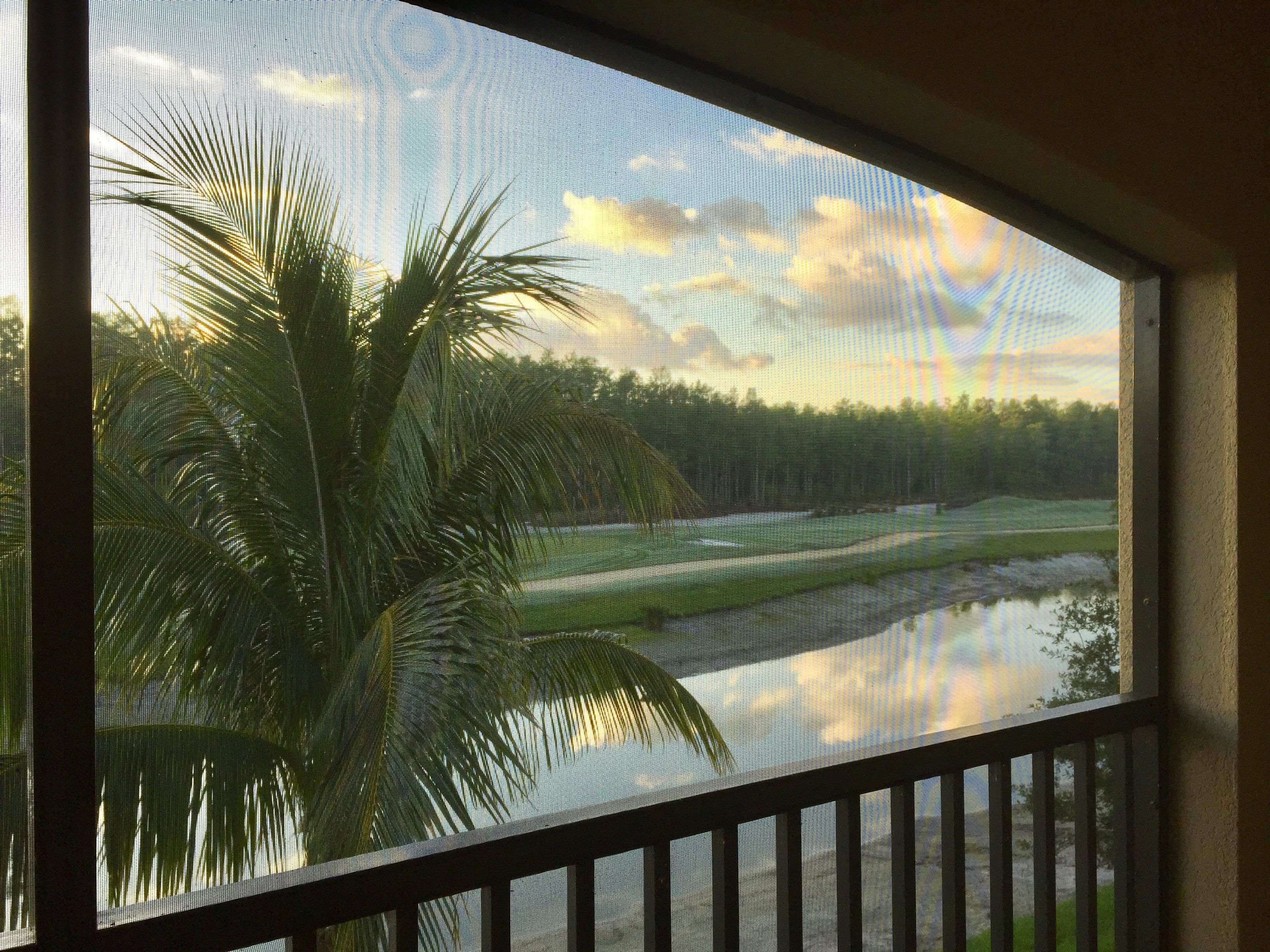 Views:Water,Golf & Preserve! 2Br/Den/Garage w/Golf (3 Month min Jan - March)