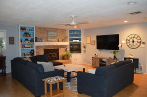 TV, video game console, DVD player, ping pong