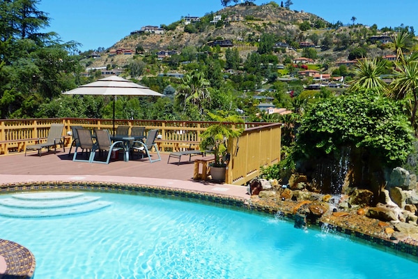 Pool, Waterfall, Huge Deck, Umbrella Table for 6, Stunning Mt. Helix Backdrop