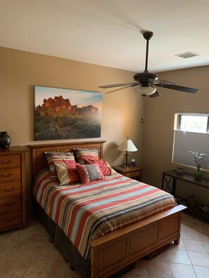 4 quartos, ferros/tábuas de passar roupa, berço de viagem, Wi-Fi