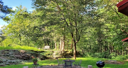 Charming Artist's Retreat