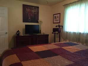 2 bedrooms, iron/ironing board, WiFi, bed sheets
