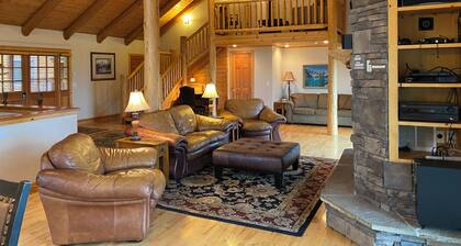 Lodge on the Golf Course in Star Valley Ranch, WY. Best View and location!!