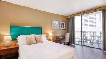 Internet, bed sheets, wheelchair access