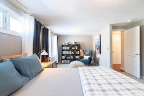 4 bedrooms, iron/ironing board, travel cot, free WiFi