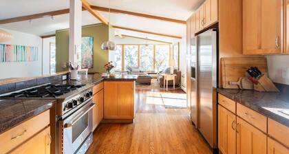 Aurinkoinen tilava pohjoiskivikolo