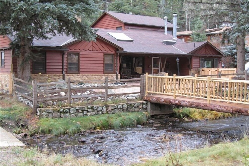 Serene Mountain Home