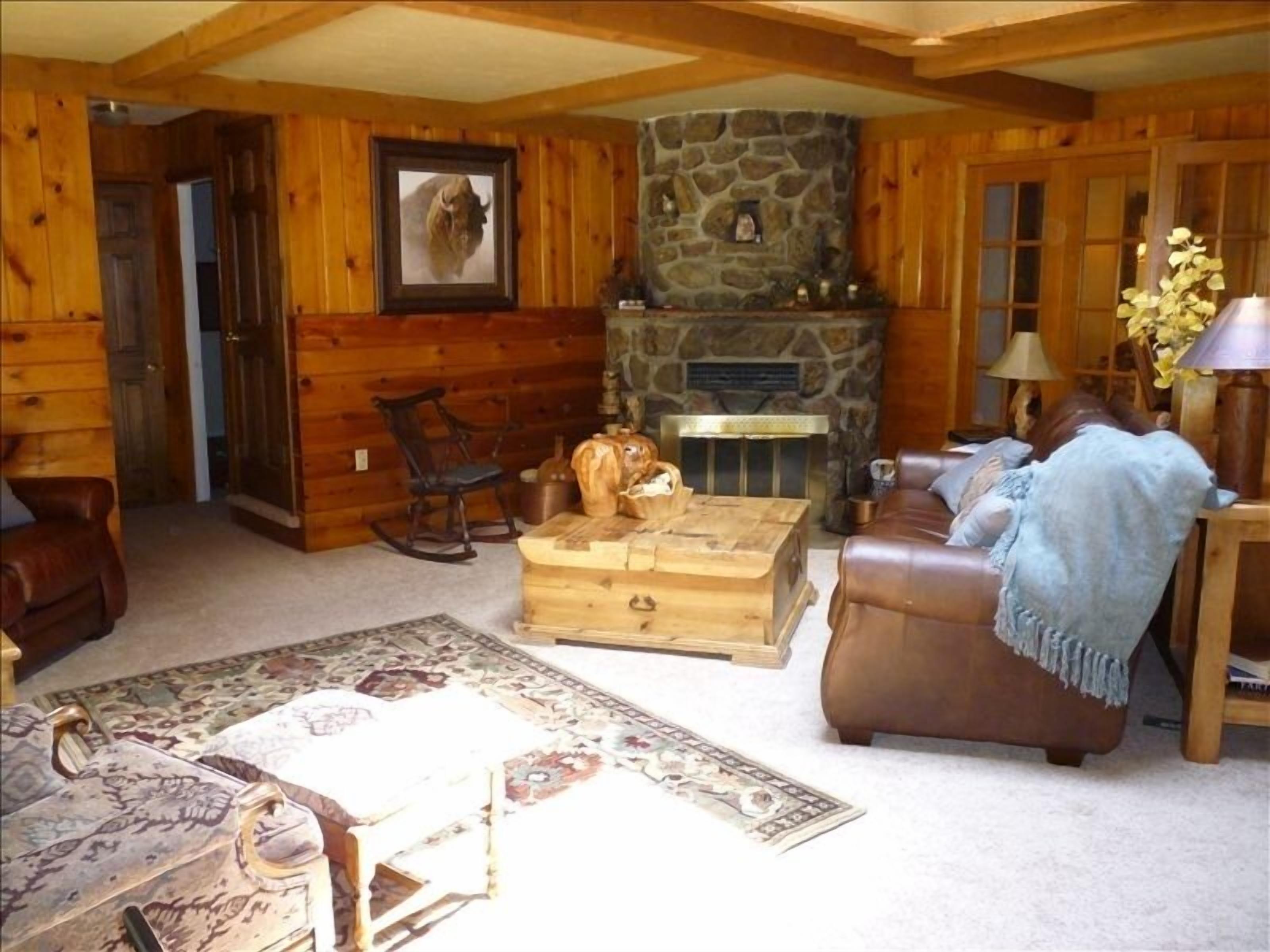 Serene Mountain Home