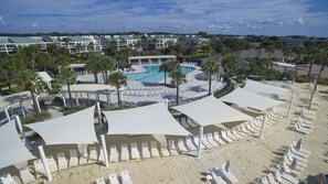 Indendørs pool, udendørs pool