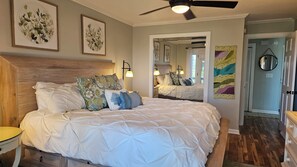 1 chambre, fer et planche à repasser, Wi-Fi gratuit, draps fournis