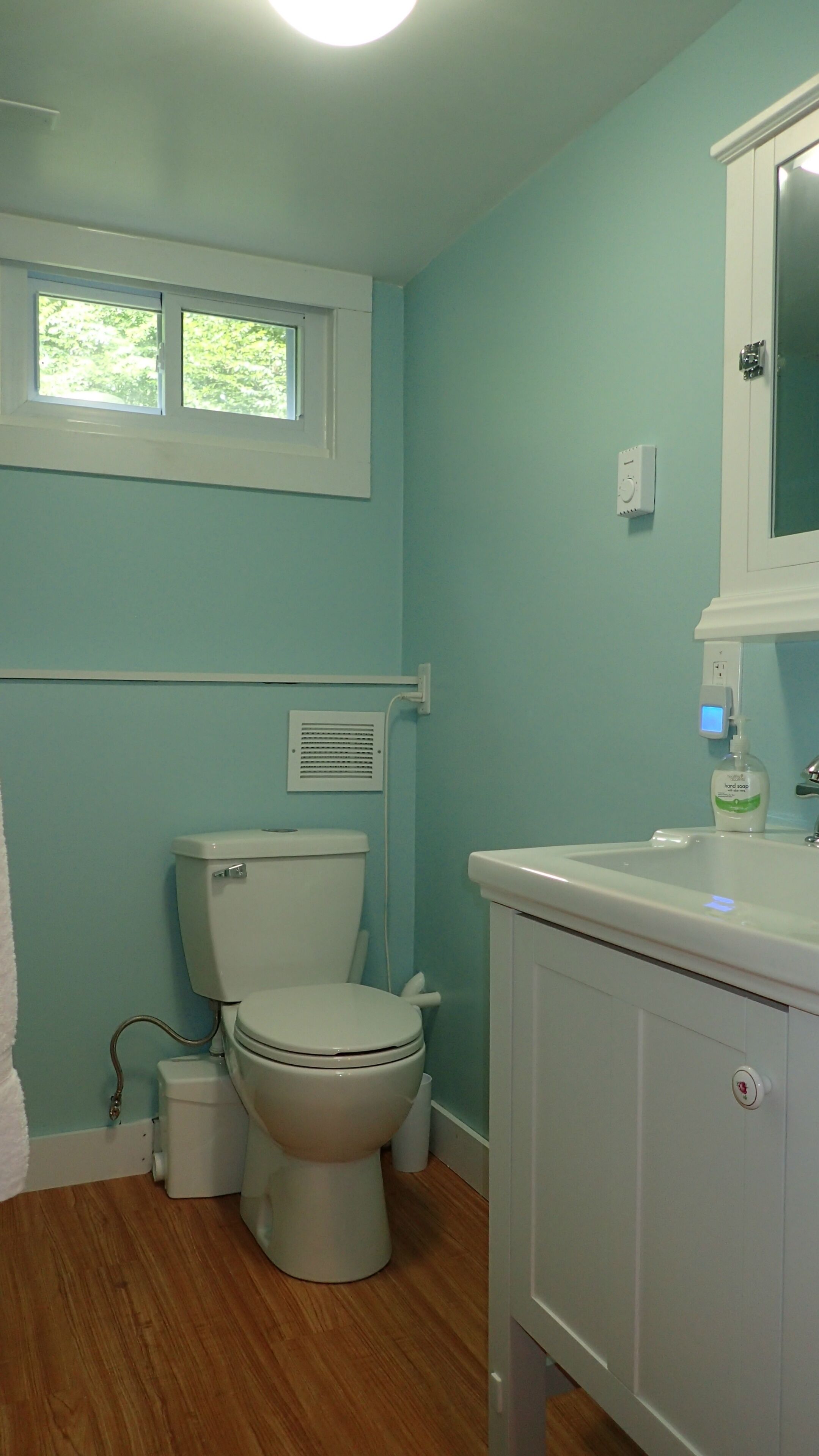 Charming home across from pristine Pleasant Lake, New London