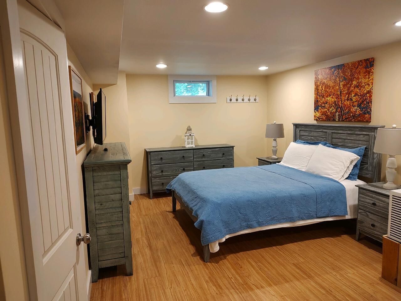 Charming home across from pristine Pleasant Lake, New London