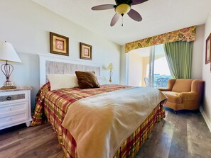 4 bedrooms, iron/ironing board, free WiFi, bed sheets - Barefoot Resort North Tower Unit 509! 4BR/ Amazing Waterway Views! Golf and Shopping (North Myrtle Beach)