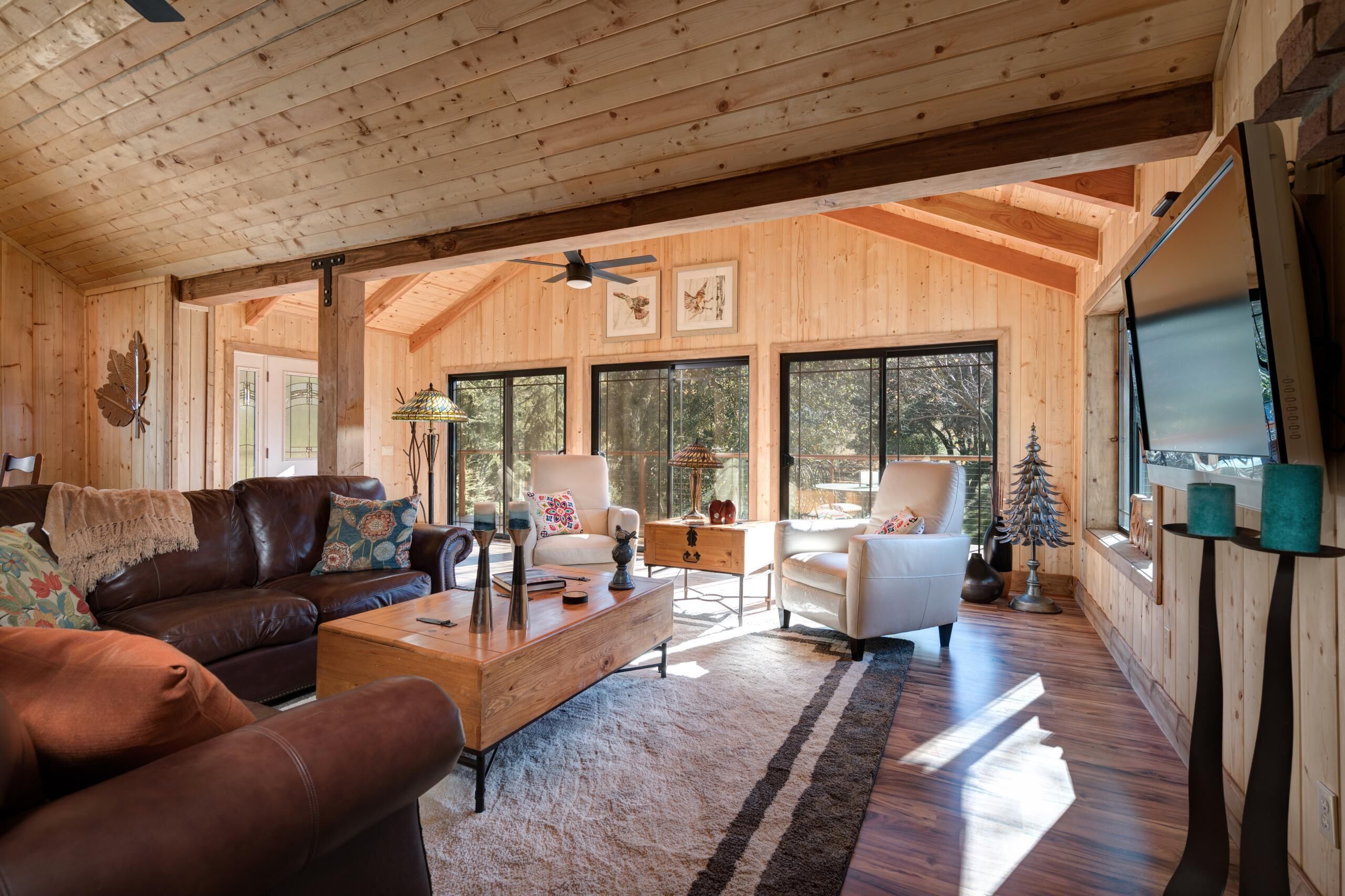 JULIAN MOUNTAIN COTTAGE a.k.a "THE TREEHOUSE"