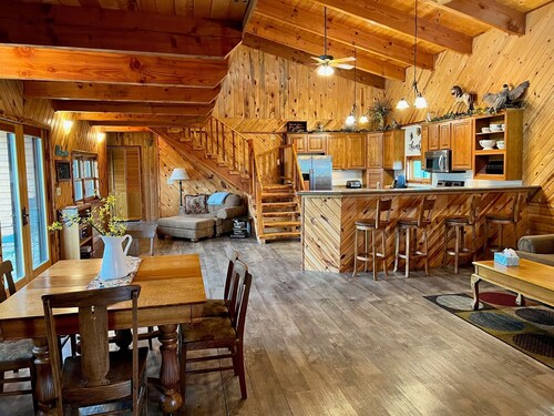 Discover Black Hills beauty, just minutes away from Spearfish, Sturgis, Deadwood