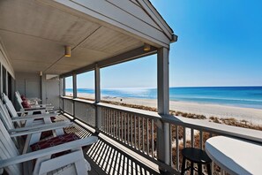 Property grounds - Beautiful Corner (End) Unit with Wrap-Around Balcony and Western Sunset Views (Panama City Beach)