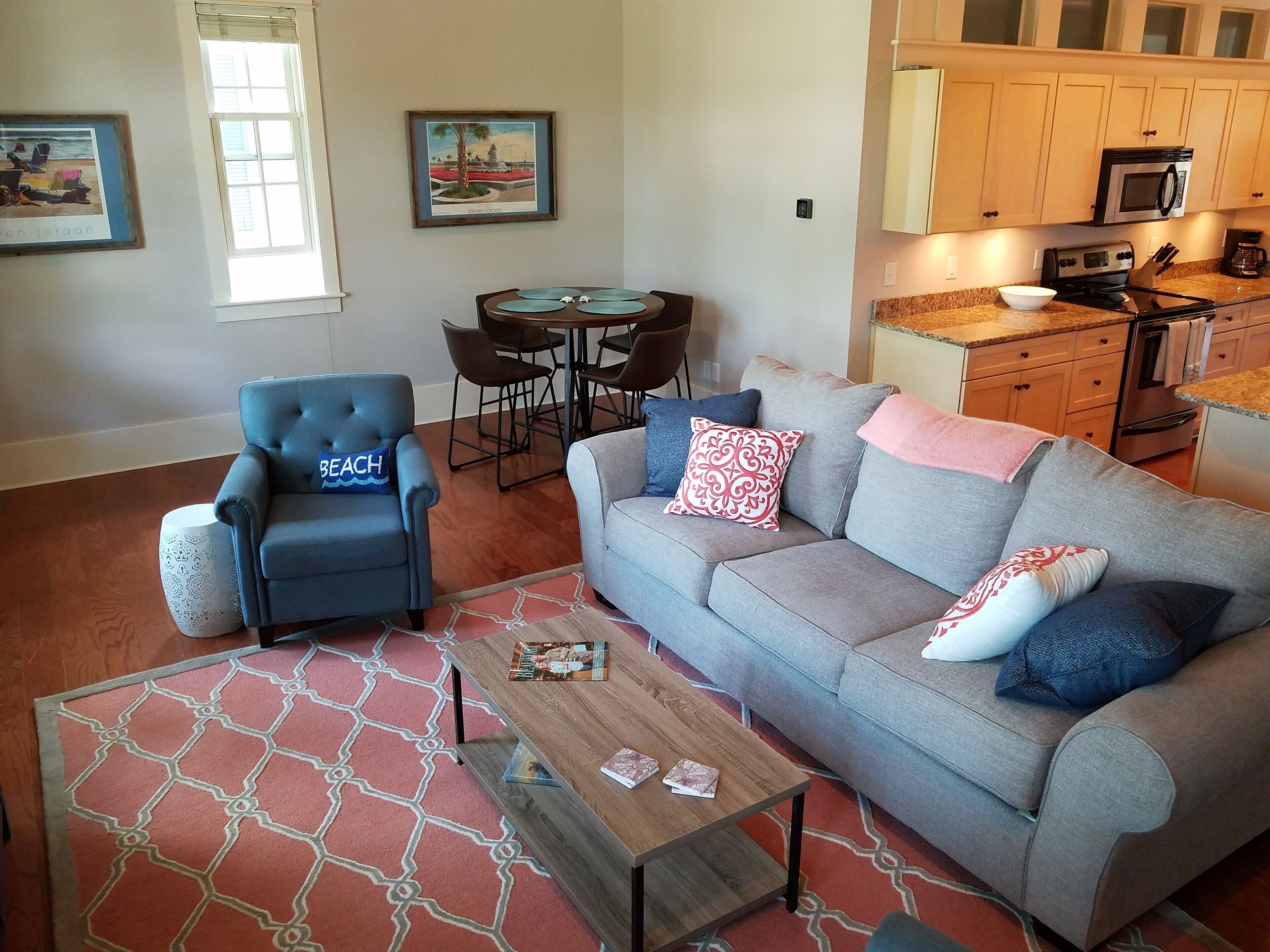 Now booking long term winter rentals! Enjoy the low country, pet friendly condo 