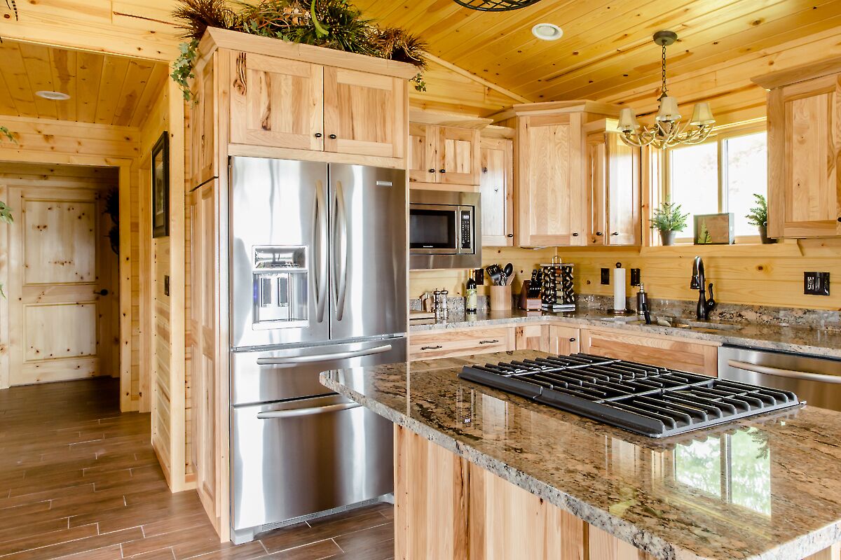 Luxury Lake Cottage at Meemo's Farm