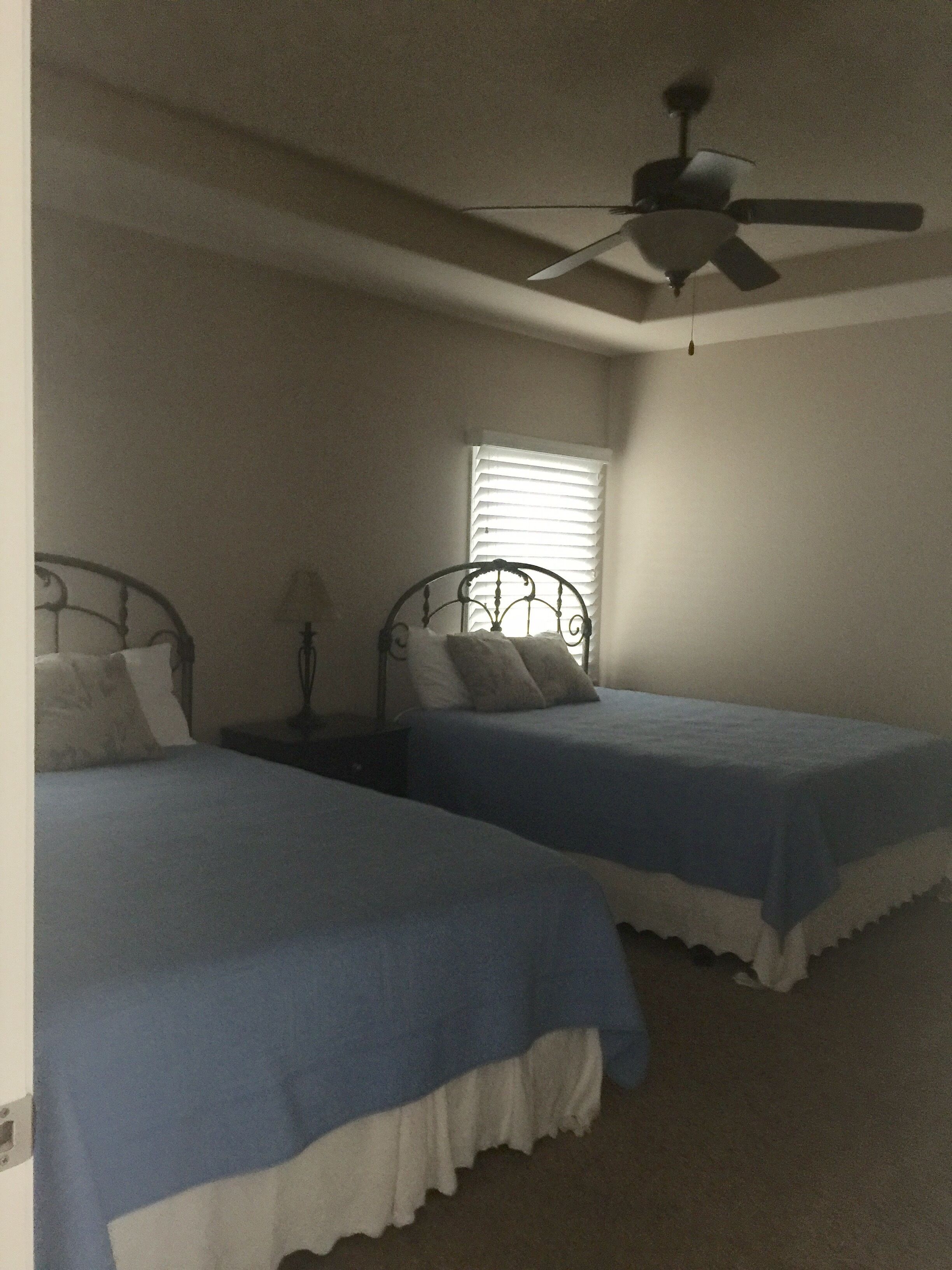 RUM-BUM's  Family Fun *5 bedroom, *4 full bathroom, 1 half-bath, sleeps 17, dock