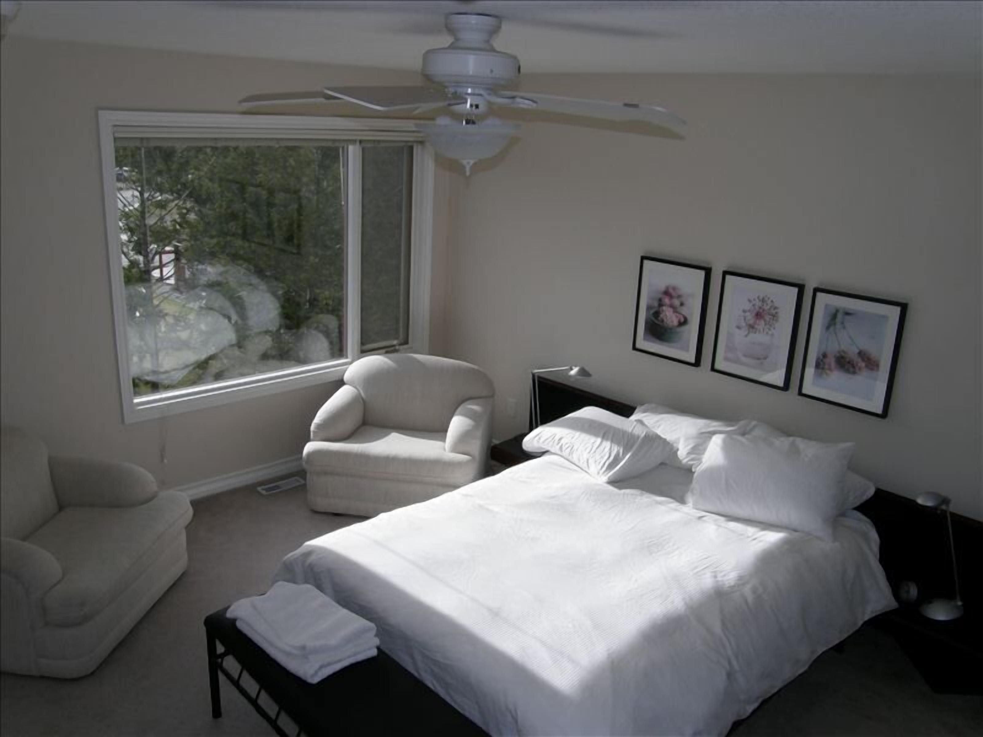 Luxury Radium Condo 2200 Sq.Ft.