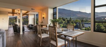 Curated Penthouse Downtown Unparalleled Views of Sierras, Casinos, Truckee River