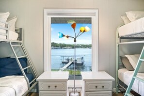 4 bedrooms, desk, iron/ironing board, travel cot