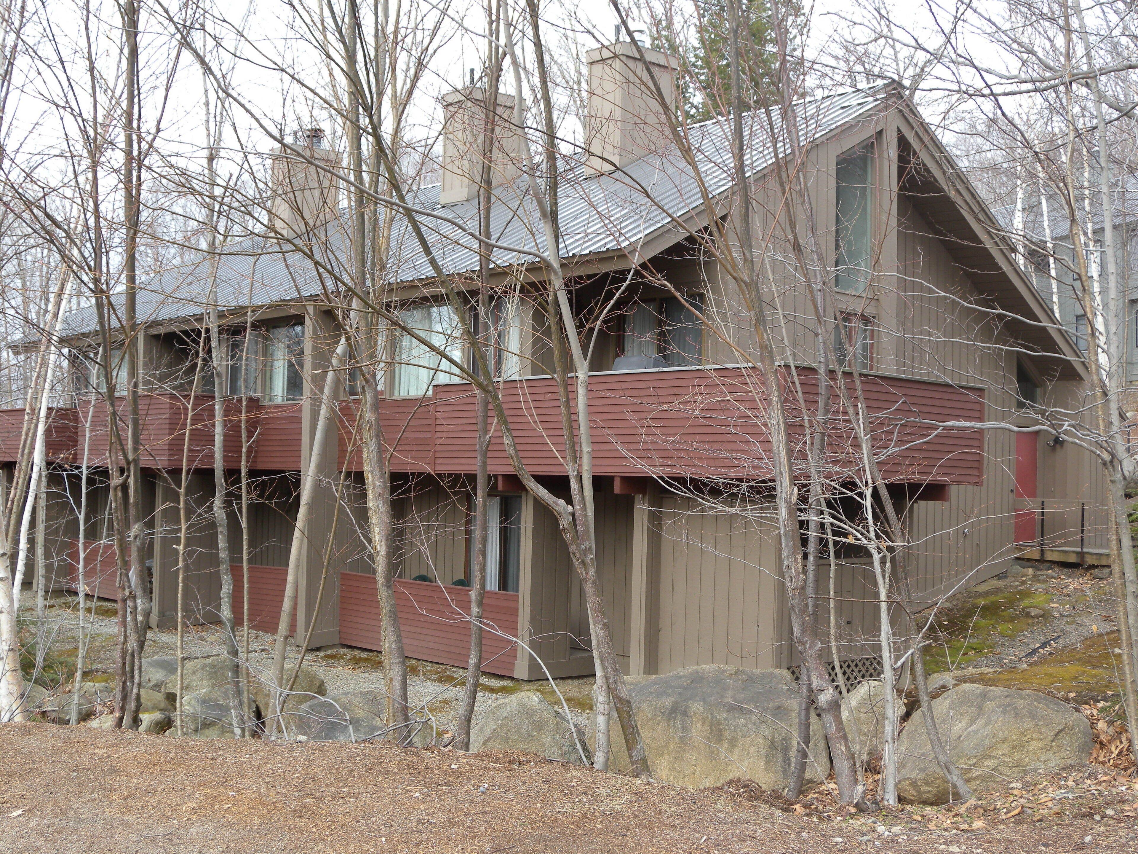 White Mountain Four Season Vacation Getaway!!
