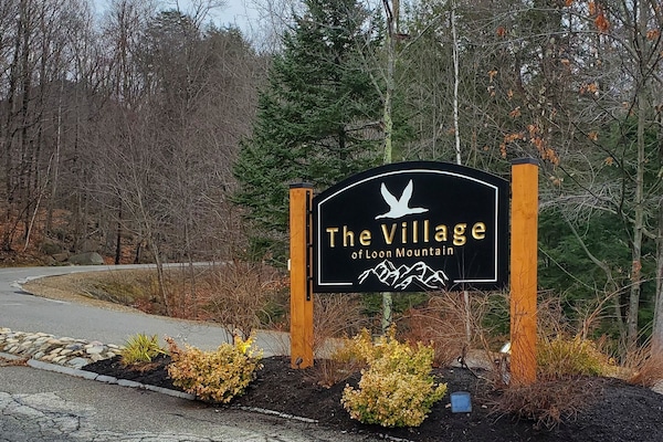 Townhouse is located in the Village of Loon Mountain off the Kancamagus Highway.