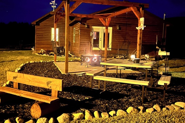 Cabin in the Wild, Wild West!