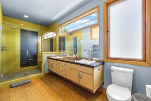 Bathtub, hair dryer