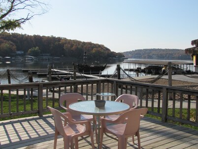 Lake of the Ozarks Getaway - Lakefront Property #16B