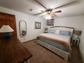 4 bedrooms, WiFi, bed sheets