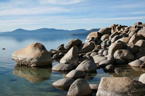 Liegestühle, Strandtücher