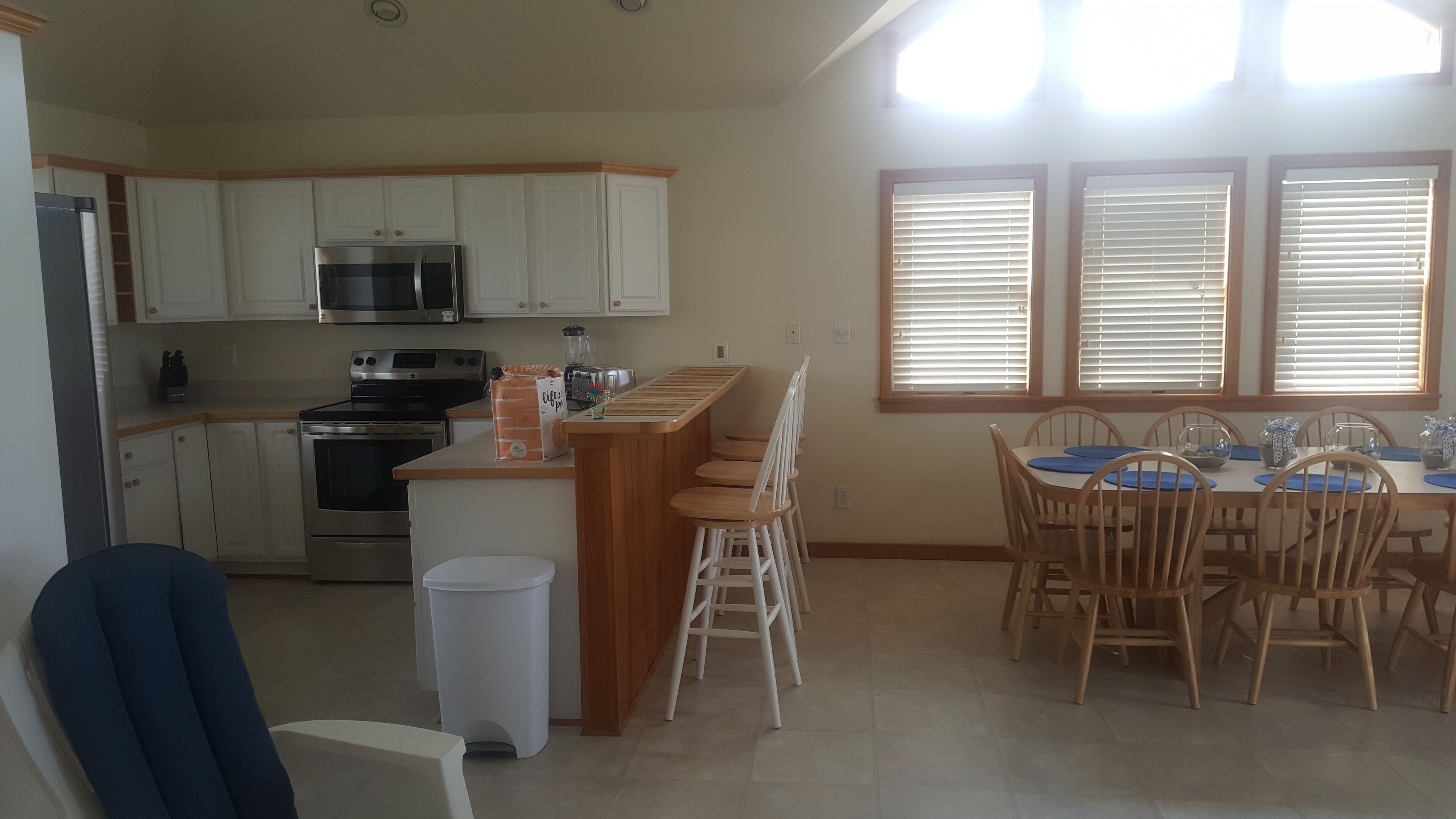 Family Friendly Canal Front Beach Home--Pet Friendly/Rec room/New Hot Tub