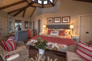 3 bedrooms, iron/ironing board, free WiFi, bed sheets - Unique Coastal 3-Hexagon home right on the Pacific Ocean with Wi-Fi! (Caspar)