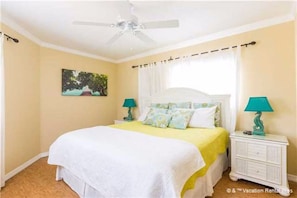 3 bedrooms, desk, iron/ironing board, WiFi