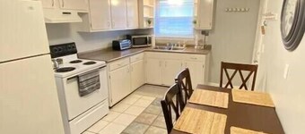 St Elmo Getaway-Dog and Cat Friendly